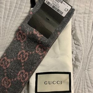 Gucci GG Grey with Pink Logo Socks NEW